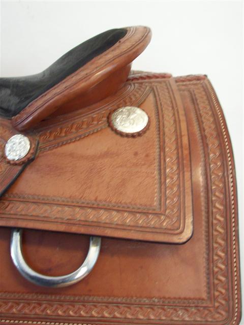 Used Saddle:- Image Number:2